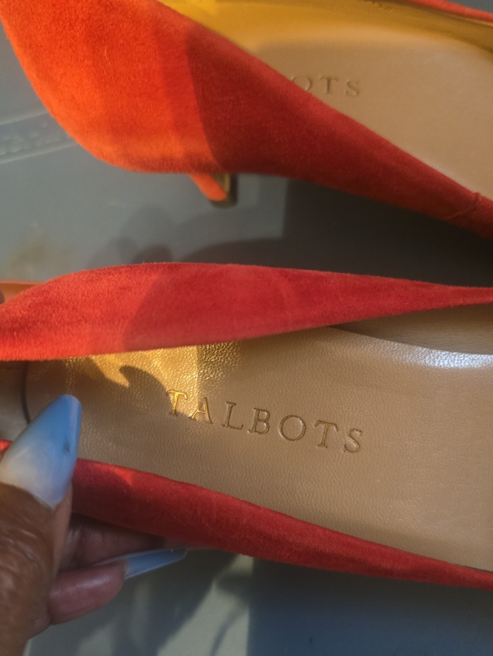 Talbots Red Suede Pointed Toe Flats with Bow Detail - Picture 2 of 6